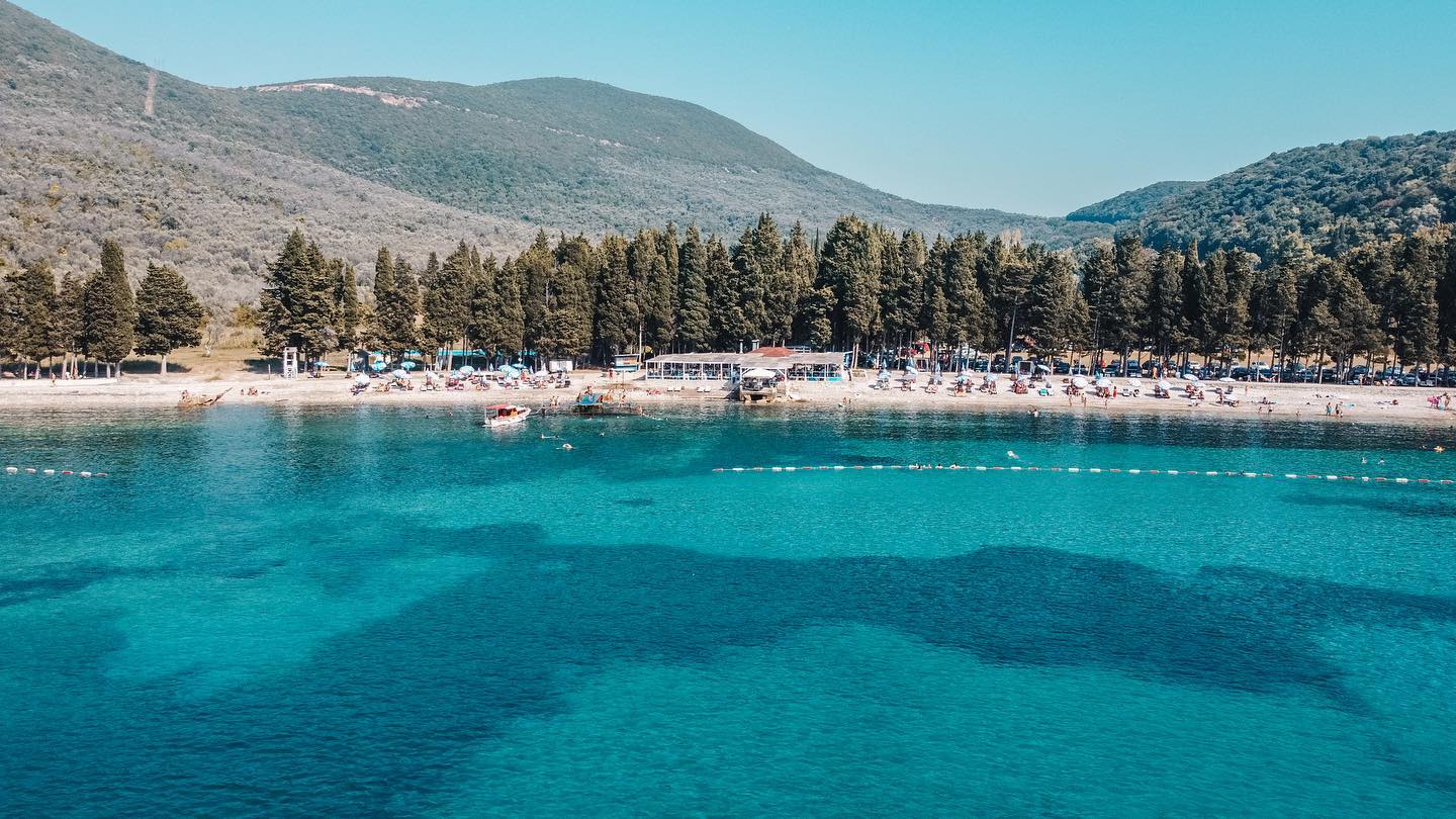 Crystal clear water from Valdanos Beach